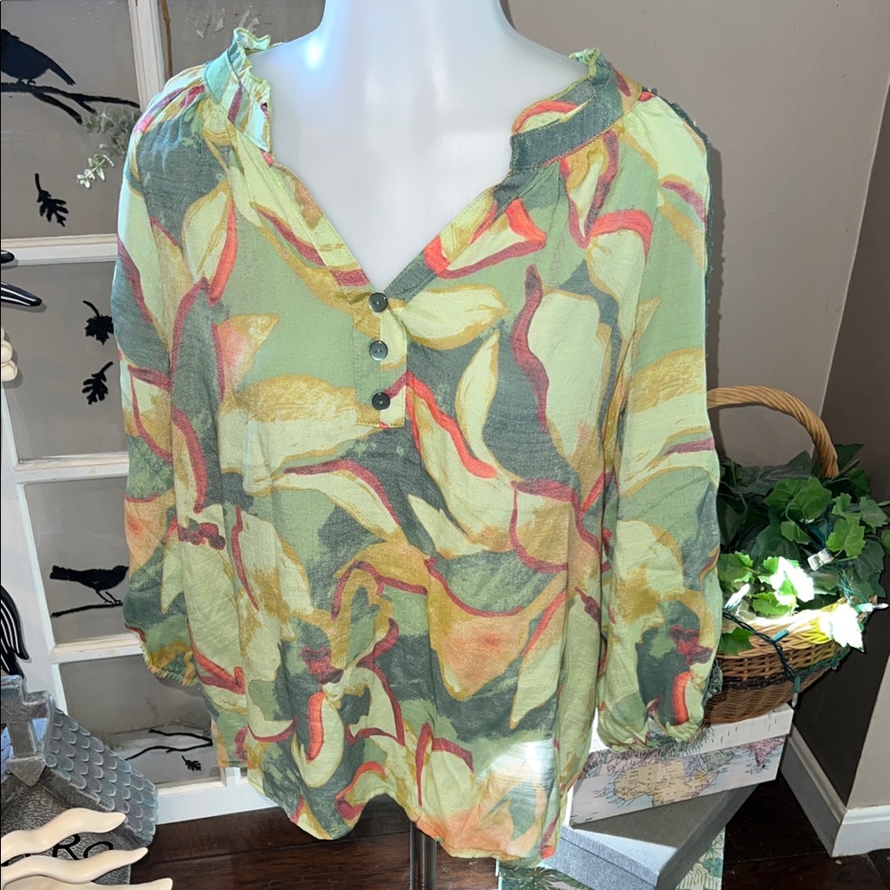 Unique Spectrum by Mlle Gabrielle top